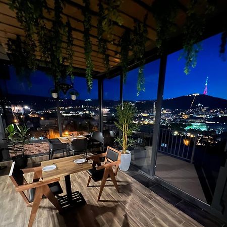 Hotel Livin Tbilisi Luaran gambar