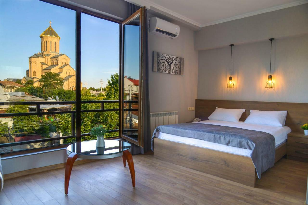 Hotel Livin Tbilisi Luaran gambar